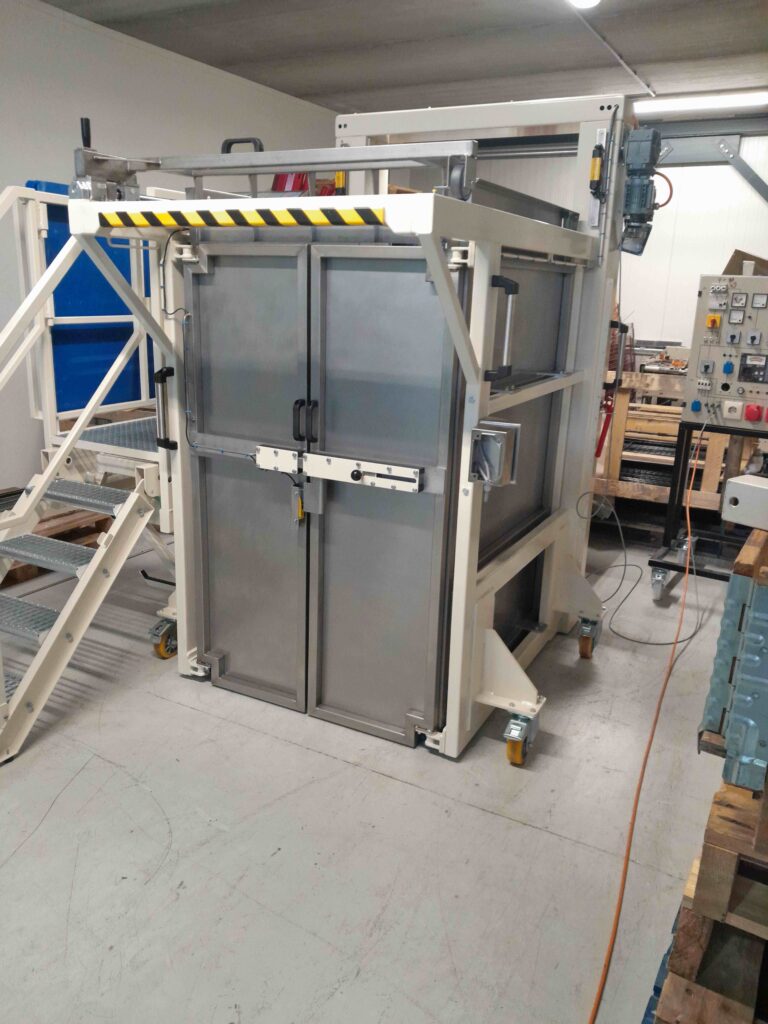 Semi-automatische de-palletiseermachine – Remia Den Dolder